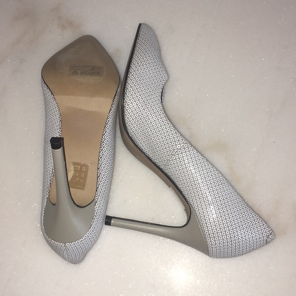 Reiss Patterned Heels - Picture 4 of 5